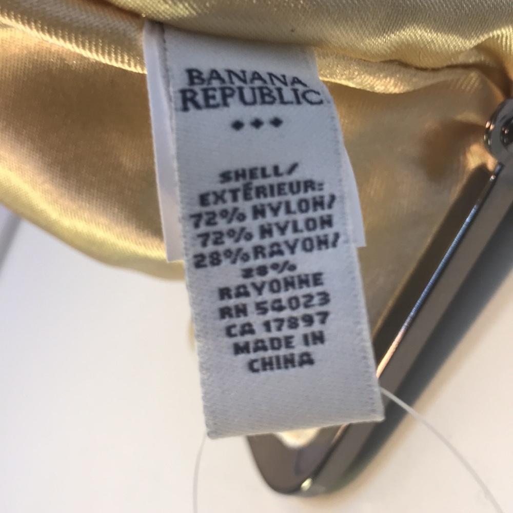 Banana Republic Black Lace & Cream Clutch - Picture 9 of 9